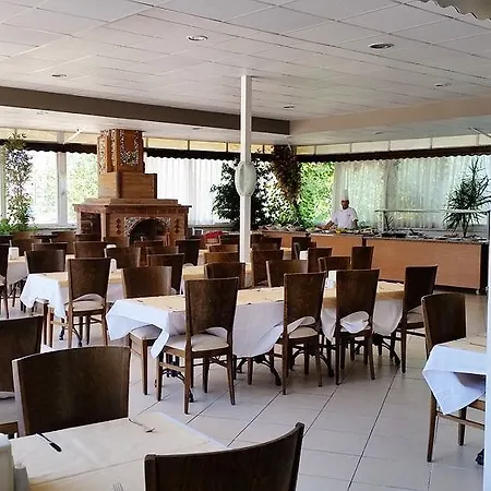 阿科波罗海滩酒店 酒店