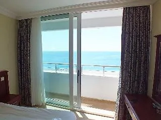 Acropol Hotel