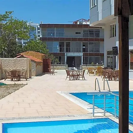Acropol Hotel 3*