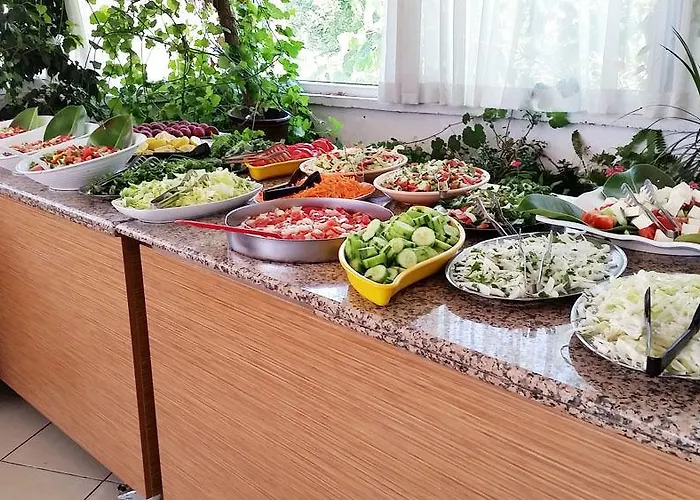 أكروبول بيتش 3*