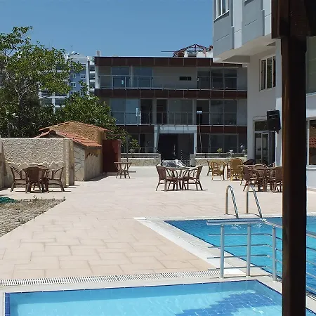 Acropol Otel 3*